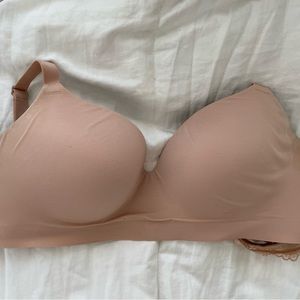 SOMA Enbliss Wireless Lace J Hook